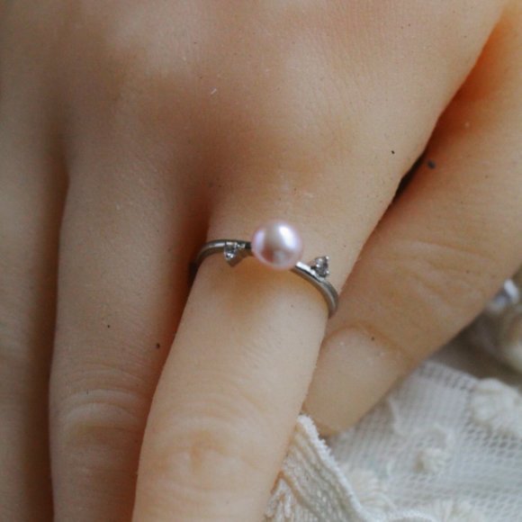 SOLD Silver Genuine Freshwater Pearl Ring Adjustable dainty Pearl Jewelry - Picture 4 of 4
